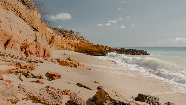 An Extended Journey of Sparkling Skies & Dramatic Natural Beauty