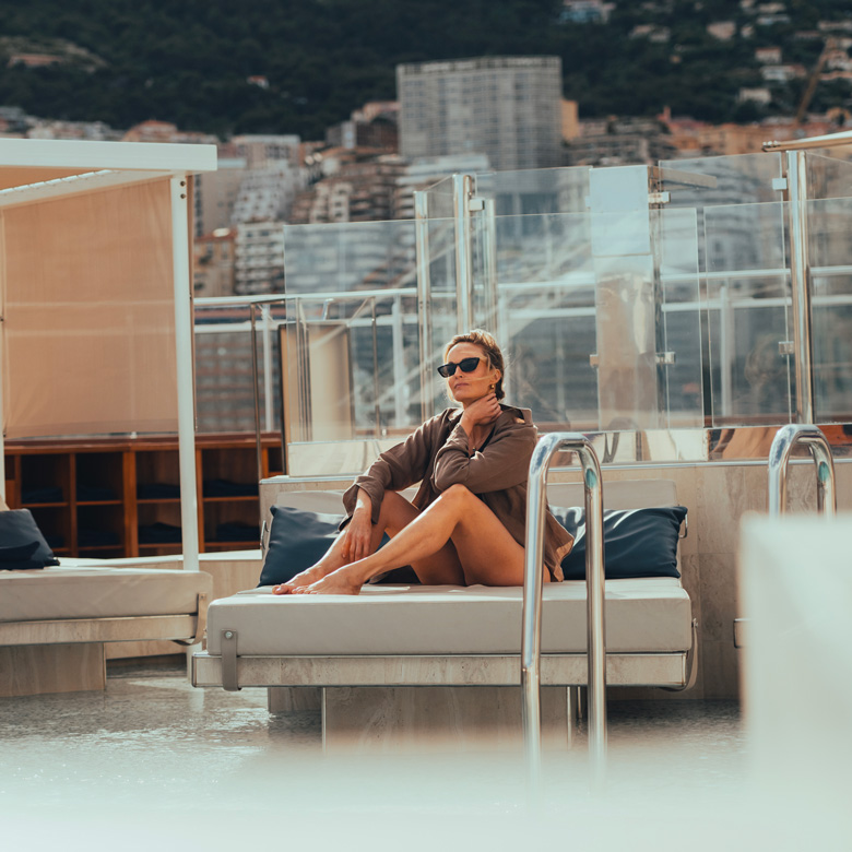 Curated Moments Between Laps 