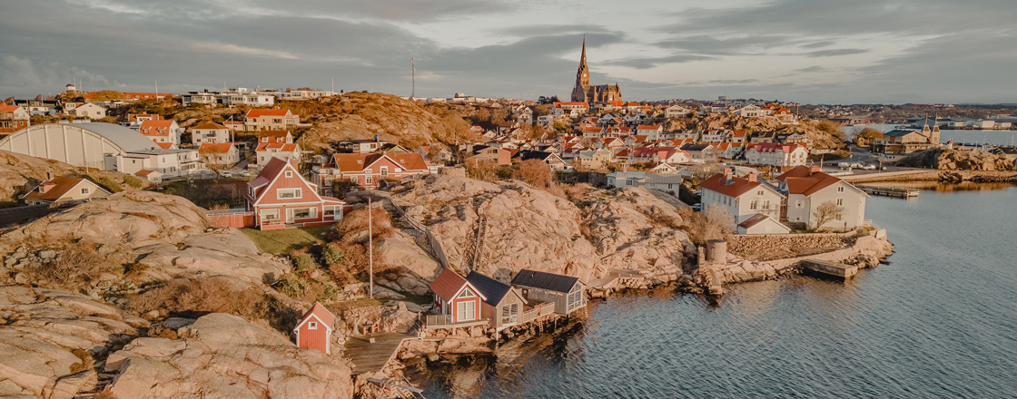 A Journey of Coastal Allure & Artistic Marvels