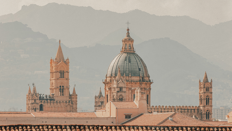 An Extended Journey through Architectural Wonders & Spectacular Landscapes